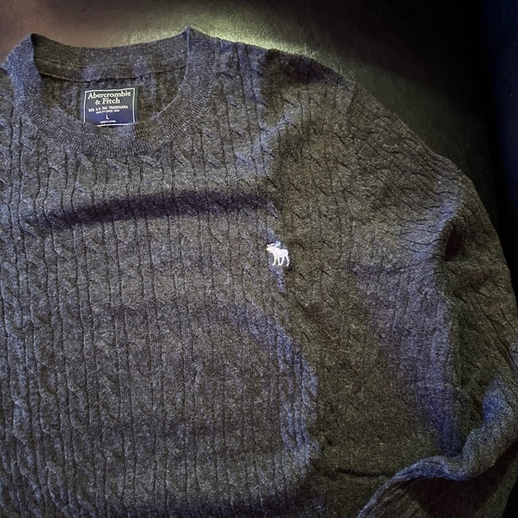 A&F Wool sweater. - Picture 8 of 11